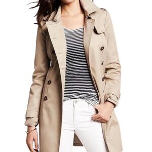 Banana Republic Beige Raincoat/light jacket
Classic style